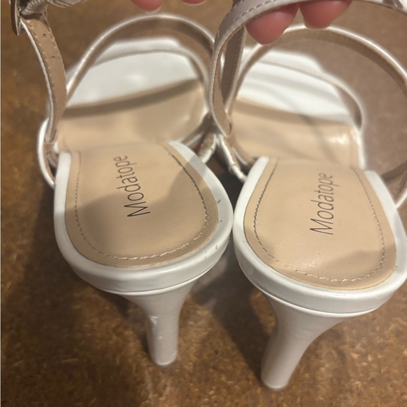 Modatope Elegant White Heels - Picture 3 of 5